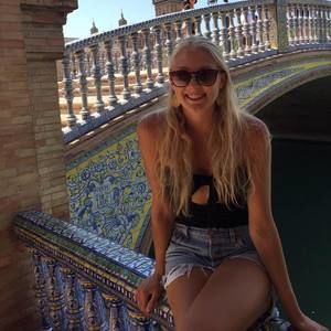 Meet your Posher, Madeleine